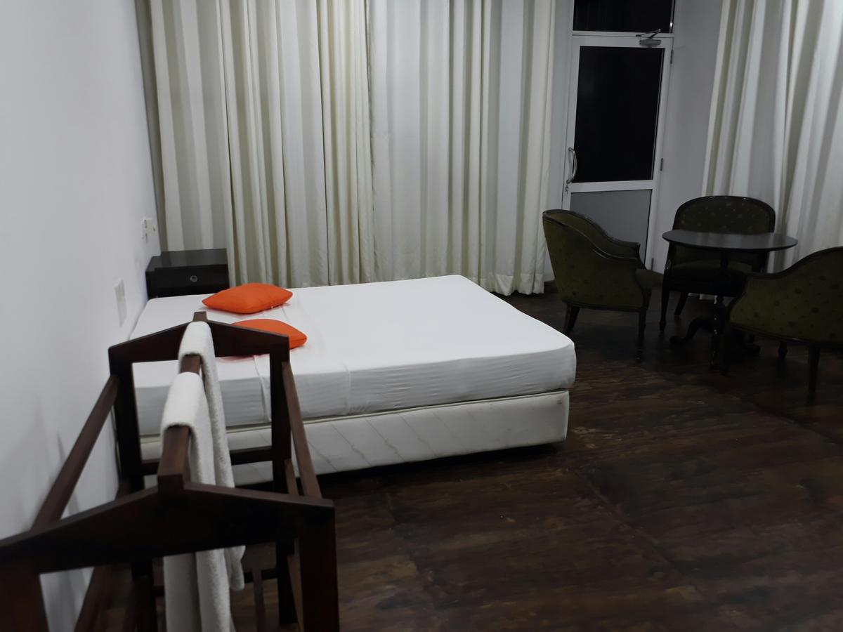 Yala Bay Resort Тисамахарама Екстериор снимка